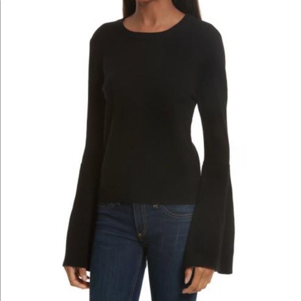NWT Alice + Olivia bell sleeve sweater S